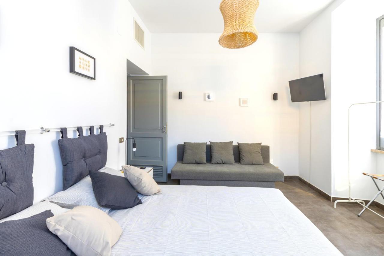 Hostly - Nicole Apartment Volturno- Full Rome Center Extérieur photo