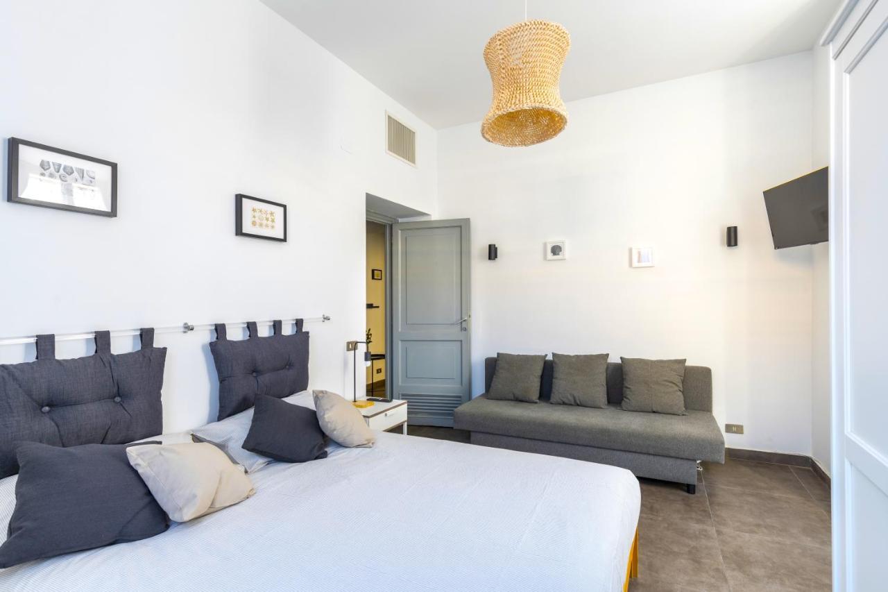 Hostly - Nicole Apartment Volturno- Full Rome Center Extérieur photo